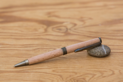 Kugelschreiber "Streamline" aus Buchenholz