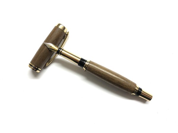 Füller "Noble Fountain Pen" Walnussholz